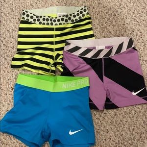 Set of three Nike pros!